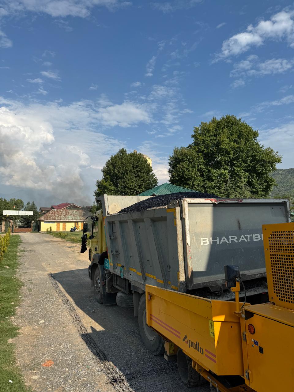 Road macadamization at Mansbal Lake